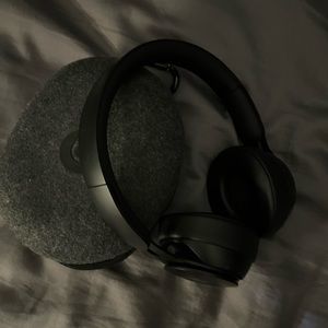 Beats Solo Pro Wireless